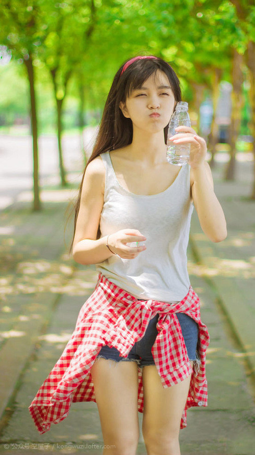 爱游戏体育平台-西班牙击败德国——欧洲预赛赛场上演绝美对决，西班牙跟德国比赛