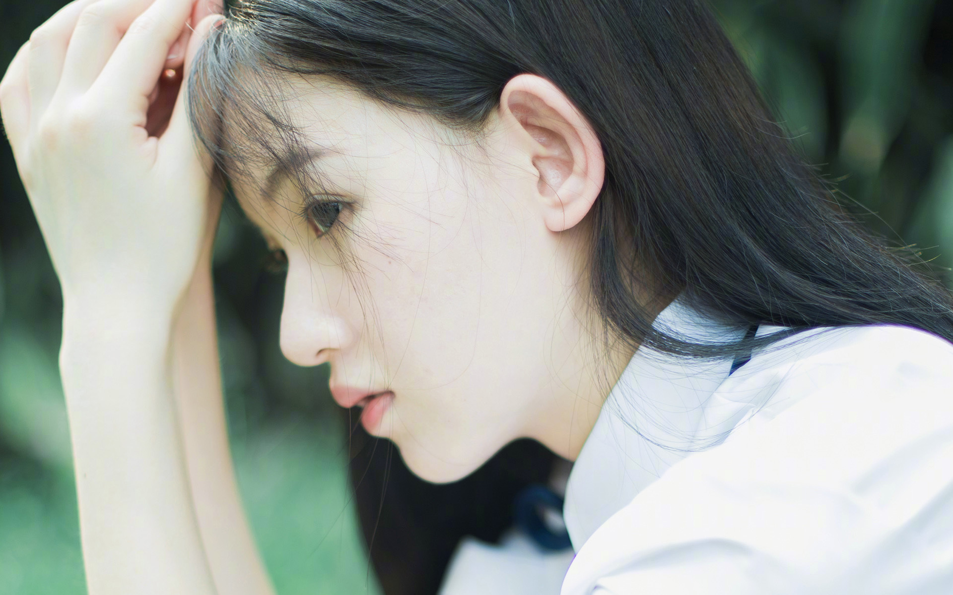 爱游戏官方-“武汉马拉松赛：选手的拼搏，让赛道见证奇迹”