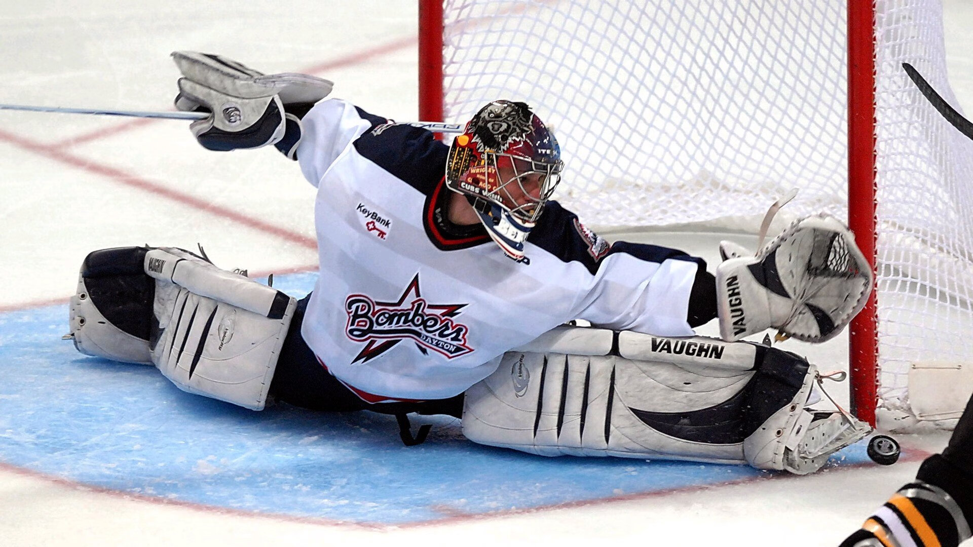 爱游戏平台-曼联球迷自制短片致敬传奇前锋，曼联的传奇前锋