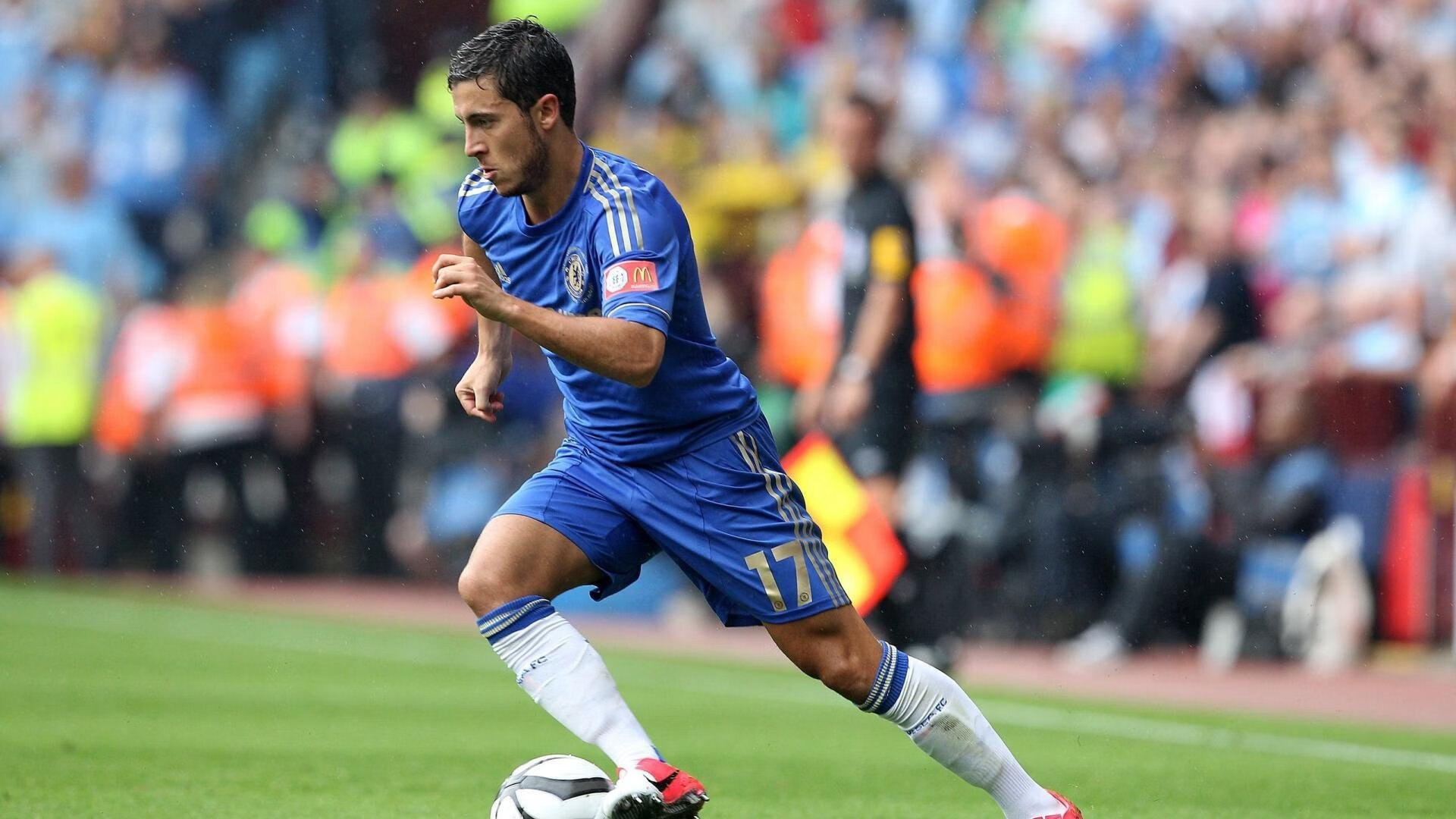 “足球文化节点燃全国青少年热情”，足球文化节绘画作品