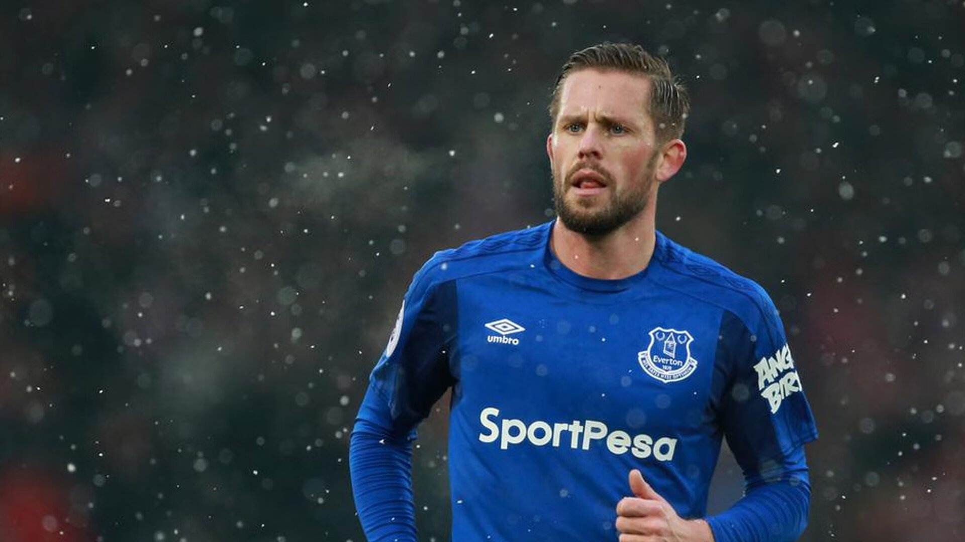 史上最年轻“金靴傲视”球员称霸赛场，史上最年轻的nba球员